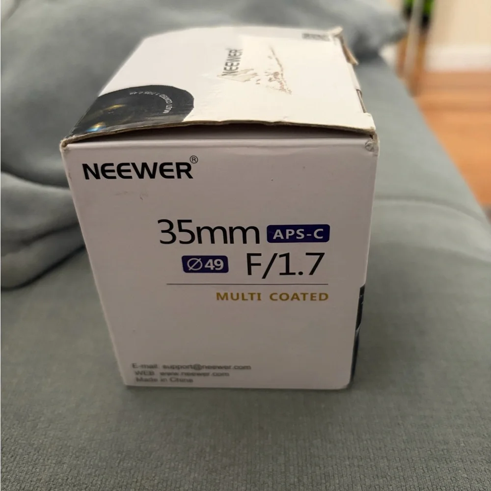 Neewer 35mm F1.7 Large Aperture APS-C Manual Focus Prime Fixed Lens